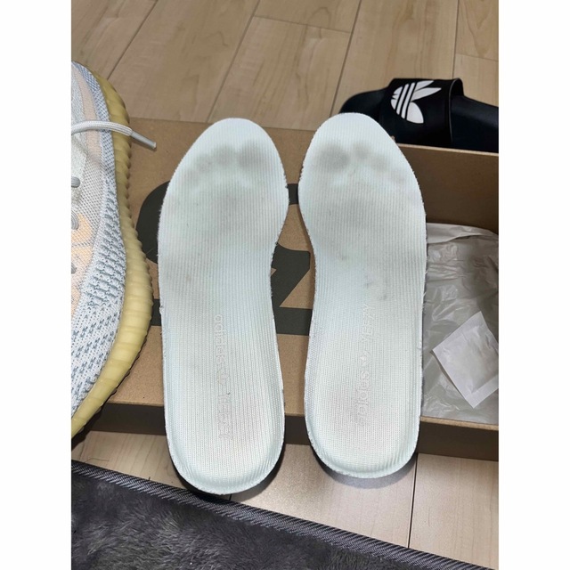 YEEZY（adidas）(イージー)のadidas yeezy boost350 cloud White メンズの靴/シューズ(スニーカー)の商品写真