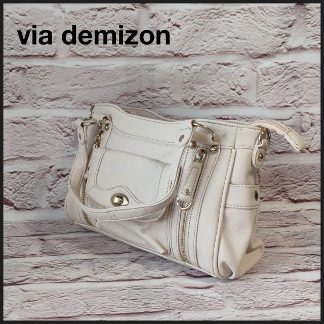 Via Demizon(ビアデミゾン)のviademizon　ビアデミゾン　ハンドバッグ　内ポケット3　外ポケット6 レディースのバッグ(ハンドバッグ)の商品写真