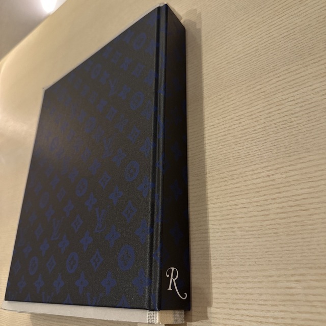 LOUIS VUITTON - LOUIS VUITTON ブック ルイ・ヴィトン