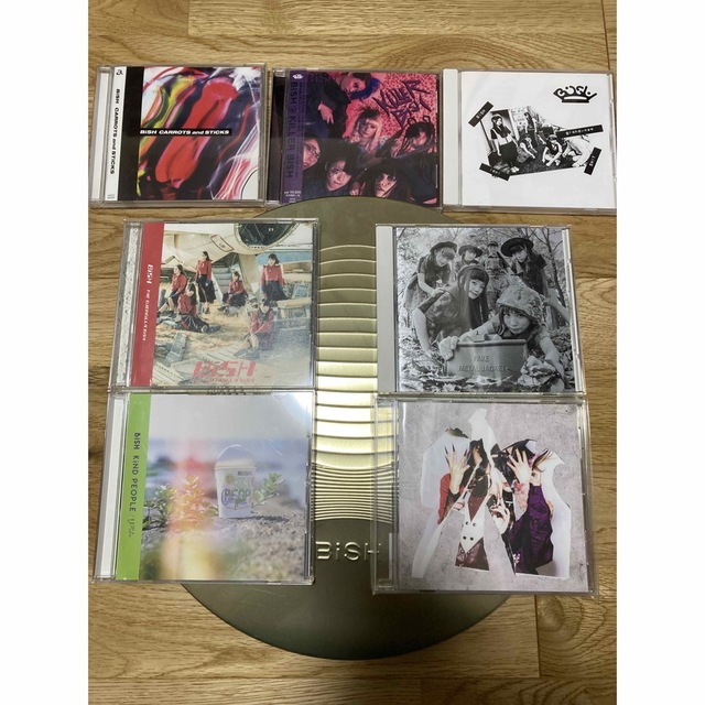 BiSH CD 8枚セット エンタメ/ホビーのCD(ポップス/ロック(邦楽))の商品写真