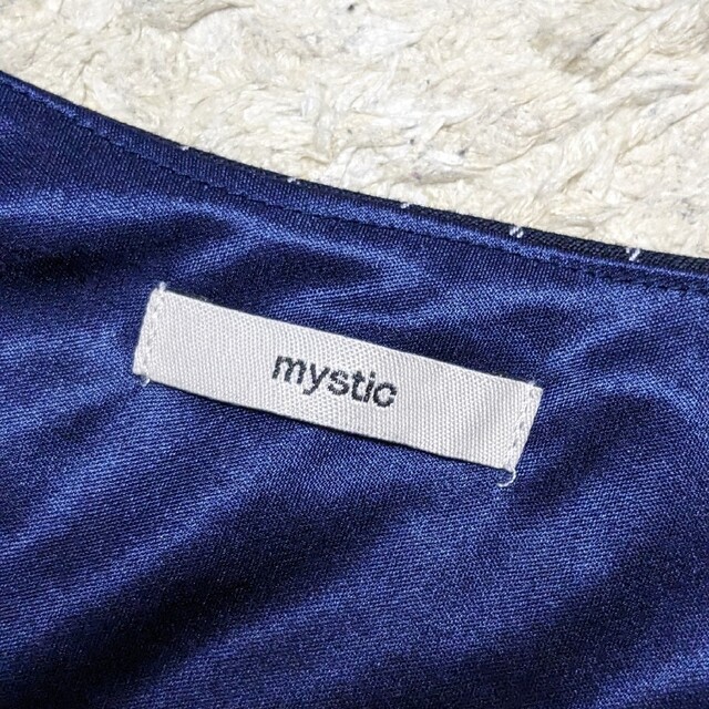 mystic(ミスティック)の値下中❗美品mysticミスティックワンピース ネイビーストライプ ノースリーブ レディースのワンピース(ひざ丈ワンピース)の商品写真