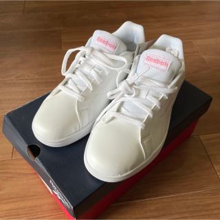 リーボック(Reebok)のReebok スニーカー　FV0140  新品未使用(スニーカー)