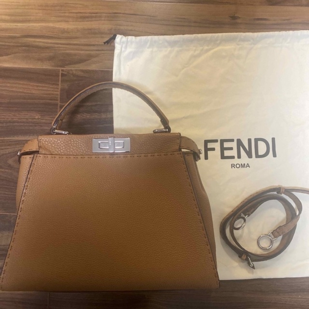 専用 ☆新品☆自宅保管♪ FENDI フェンディ ミニピーカブー ベージュ