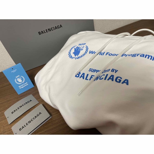 100%本物 Balenciaga - 美品☆BALENCIAGAパーカー パーカー - www