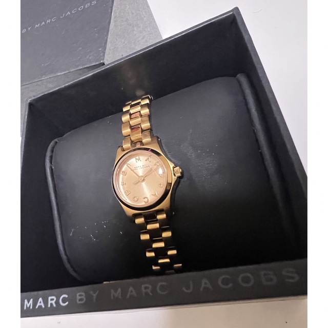 MARC BY MARC JACOBS(マークバイマークジェイコブス)のMARC BY JACOBS 腕時計 レディースのファッション小物(腕時計)の商品写真