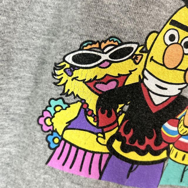 SESAME STREET(セサミストリート)のSesame Street × NEFF キャラ コラボ Tシャツ 半袖 輸入品 メンズのトップス(Tシャツ/カットソー(半袖/袖なし))の商品写真