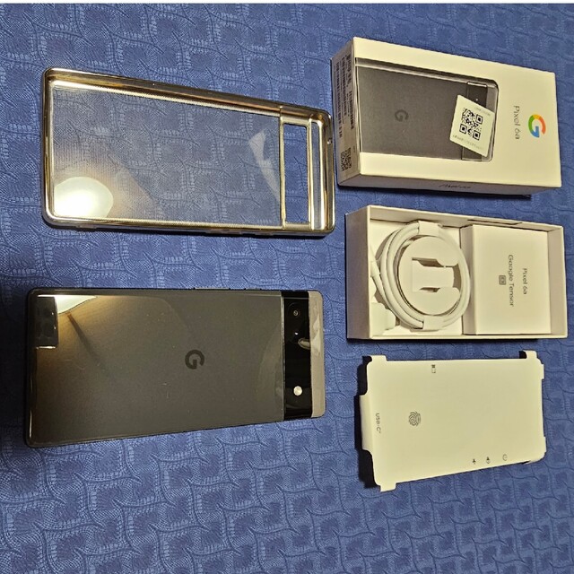 Google Pixel(グーグルピクセル)のPixel 6a 128GB チャコール AU版 SIMフリー スマホ/家電/カメラのスマートフォン/携帯電話(スマートフォン本体)の商品写真