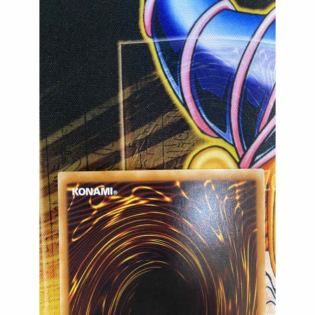 遊戯王(ユウギオウ)の遊戯王　ハネクリボーLV10   レリーフ エンタメ/ホビーのトレーディングカード(シングルカード)の商品写真