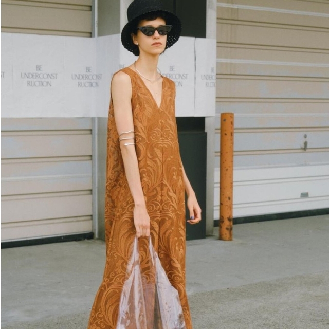 CHLOE V NECK ROMPERS 新素材新作 lecoupe-chou.fr