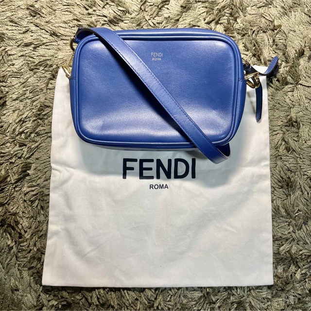 FENDI フェンディ レザー ズッカ キャム ショルダーバッグ