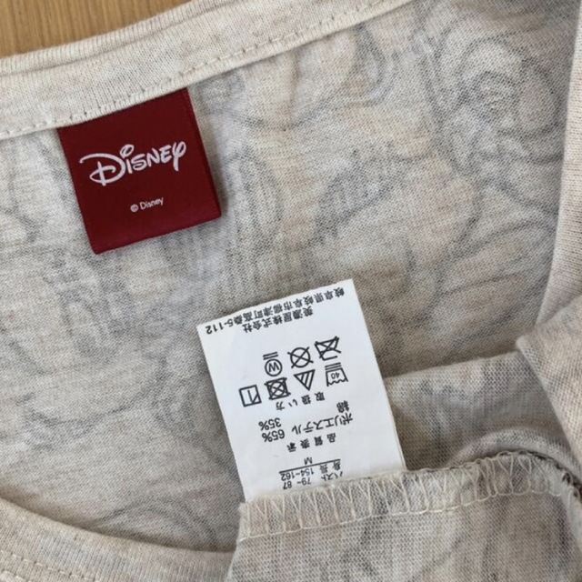 Disney(ディズニー)の ディズニー　 Disney  半袖カットソー　 サイズ　M カラー　ベージュ レディースのトップス(Tシャツ(半袖/袖なし))の商品写真