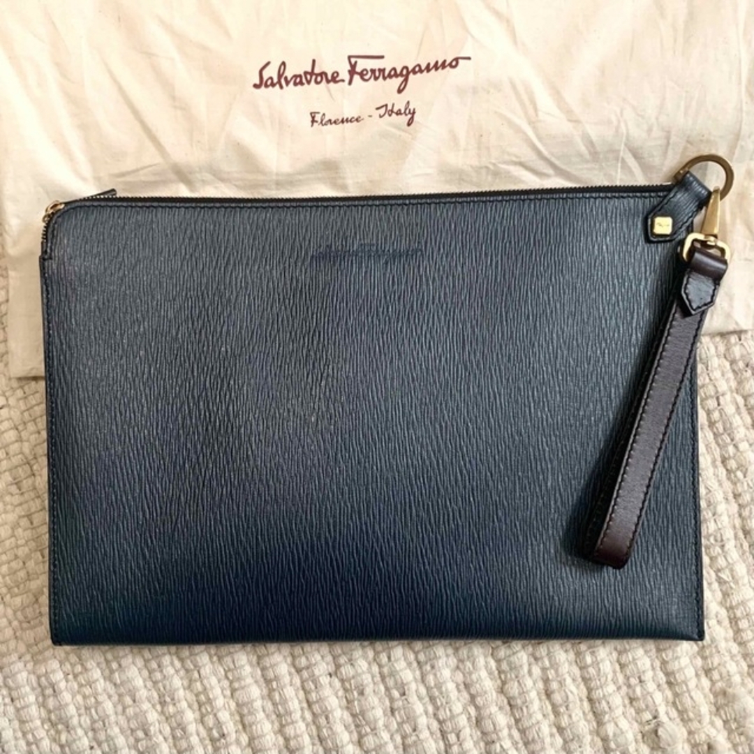 Salvatore Ferragamo サルヴァトーレ フェラガモ   クラッチバッグ 24 A371 レザー   ELEFANTE   ドキュメントホルダー セカンドバッグ 【本物保証】