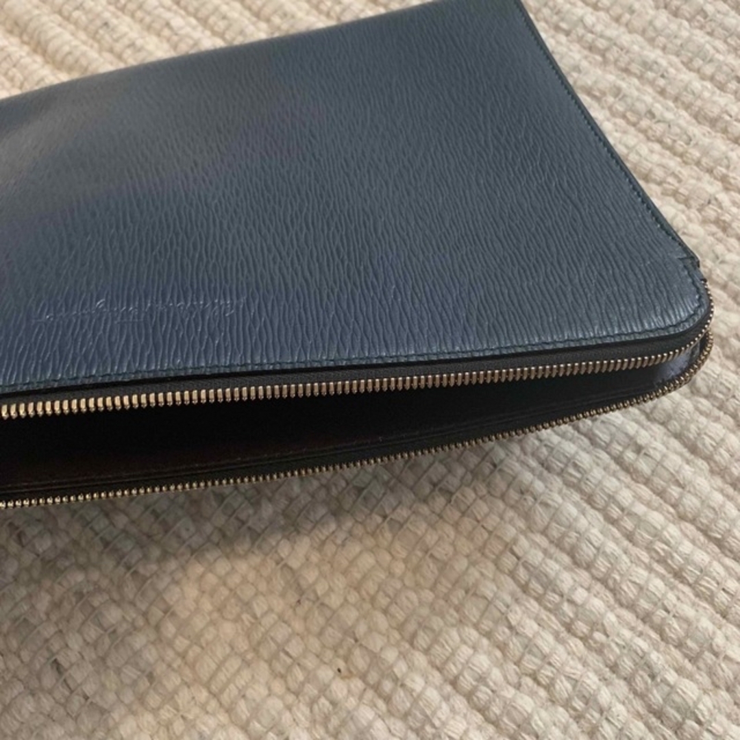 Salvatore Ferragamo - 【美品/保証書あり/A4収納可能】フェラガモ