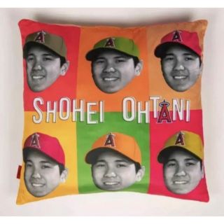 大谷翔平 顔プリント クッション LAエンゼルス限定品(記念品/関連グッズ)