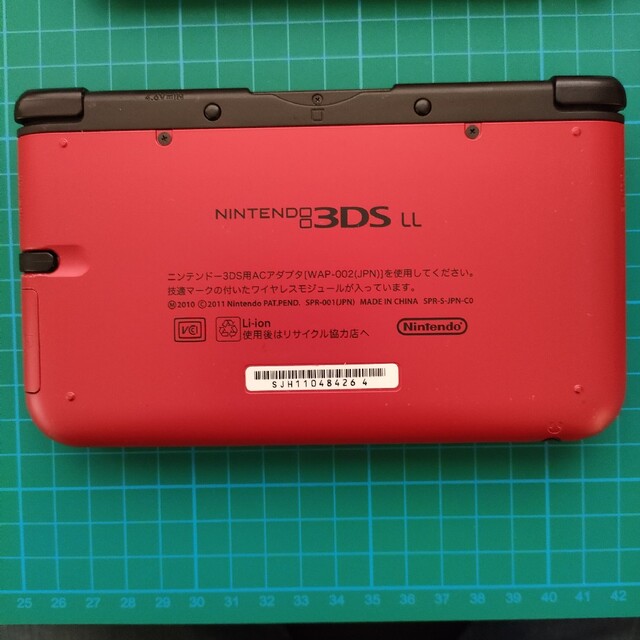 Nintendo 3DS  LL 本体 レッド/ブラック エンタメ/ホビーのゲームソフト/ゲーム機本体(携帯用ゲーム機本体)の商品写真