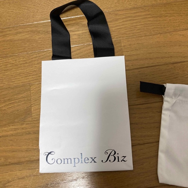 Complex Biz(コンプレックスビズ)のコンプレックスビズ　ショッパー　ショップ袋 レディースのバッグ(ショップ袋)の商品写真