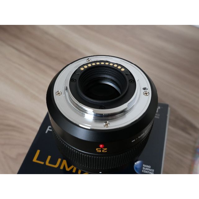 Panasonic(パナソニック)のマイクロフォーサーズ用 ライカ DG SUMMILUX H-X025 スマホ/家電/カメラのカメラ(レンズ(単焦点))の商品写真