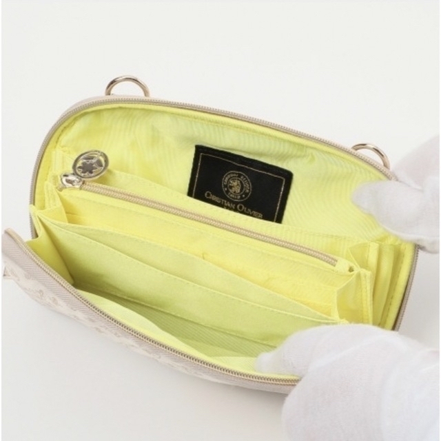クリスチャンオリビエ　はっ水ジャガード　モノグラム柄　ウォレットポシェット レディースのバッグ(ショルダーバッグ)の商品写真
