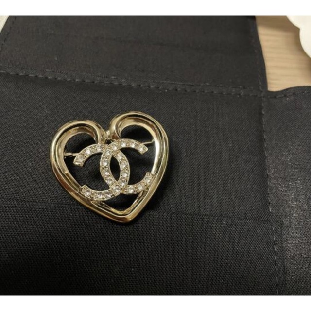 CHANEL ブローチ 22/23クルーズコレクション | tradexautomotive.com