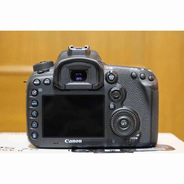 最高の品質の Canon ボディ Mark2 7D EOS キヤノン - デジタル一眼