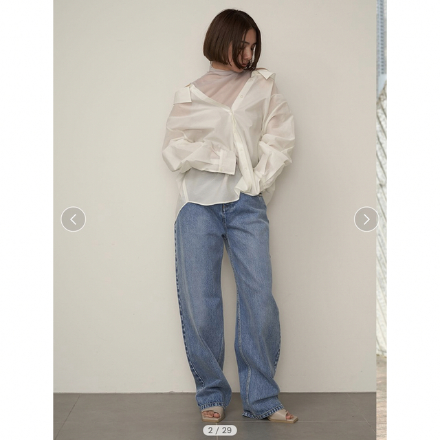FRAY I.D 即完売!ハイブリーチデニムパンツ 1サイズ FRAY I.D 即完売!ハイブリーチデニムパンツ 1サイズ