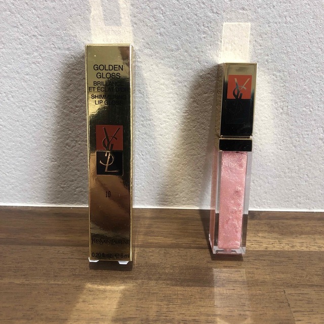 Yves Saint Laurent(イヴサンローラン)のYVES SAINT LAURENT リップグロス コスメ/美容のベースメイク/化粧品(リップグロス)の商品写真