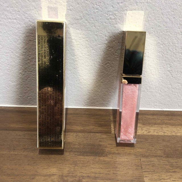 Yves Saint Laurent(イヴサンローラン)のYVES SAINT LAURENT リップグロス コスメ/美容のベースメイク/化粧品(リップグロス)の商品写真