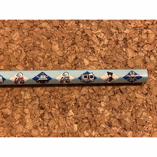 三菱鉛筆(ミツビシエンピツ)のポリス柄２Ｂ鉛筆1ダース エンタメ/ホビーのアート用品(鉛筆)の商品写真
