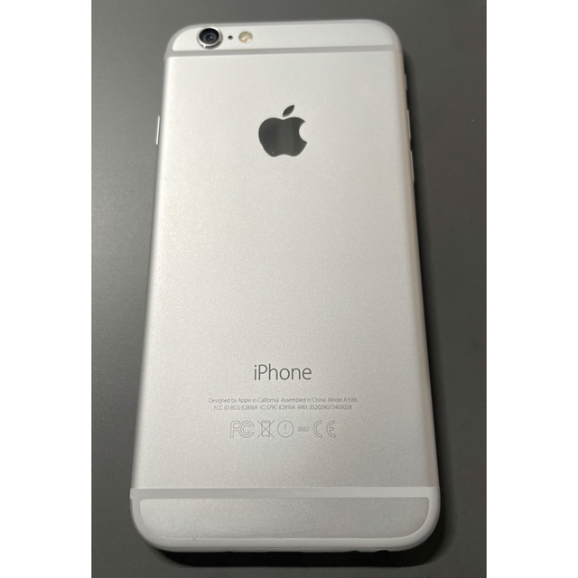 iPhone(アイフォーン)のiPhone 6, Silver, 16GB, MG482J/A スマホ/家電/カメラのスマートフォン/携帯電話(スマートフォン本体)の商品写真