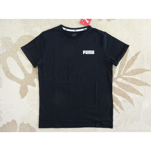 PUMA(プーマ)の新品★PUMAプーマ★150★総ロゴ総柄Tシャツ(レッド)・快適Tシャツ(黒) キッズ/ベビー/マタニティのキッズ服男の子用(90cm~)(Tシャツ/カットソー)の商品写真