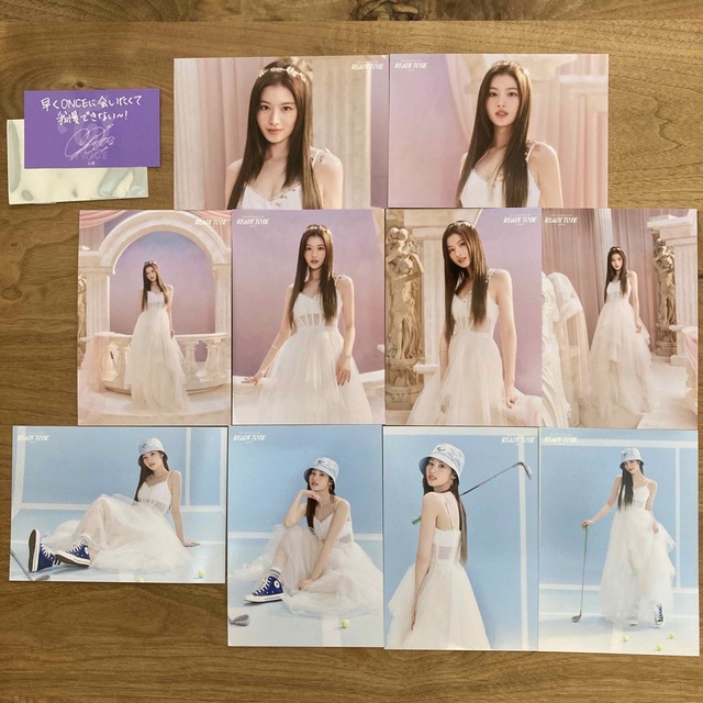 TWICE ラントレ サナ 10種 ワルツ READY TO BE メセカ付 エンタメ/ホビーのタレントグッズ(アイドルグッズ)の商品写真