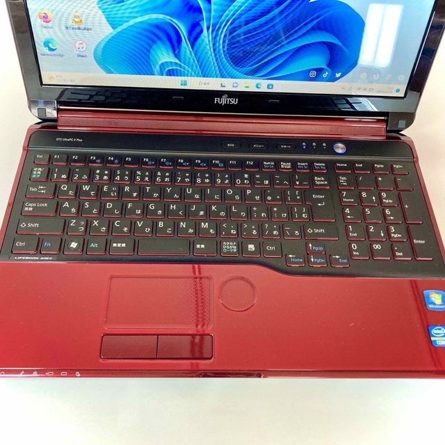 Core-i7搭載♡富士通ノートパソコン☆爆速SSD☆高性能☆高音質☆BD