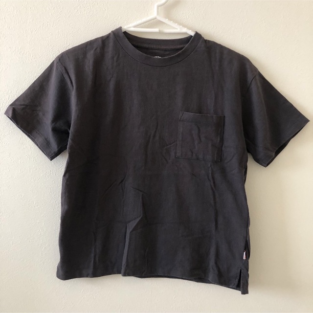 しまむら(シマムラ)のセール価格 コットン Tシャツ 150 2枚セット 無地T ポケT キッズ/ベビー/マタニティのキッズ服男の子用(90cm~)(Tシャツ/カットソー)の商品写真