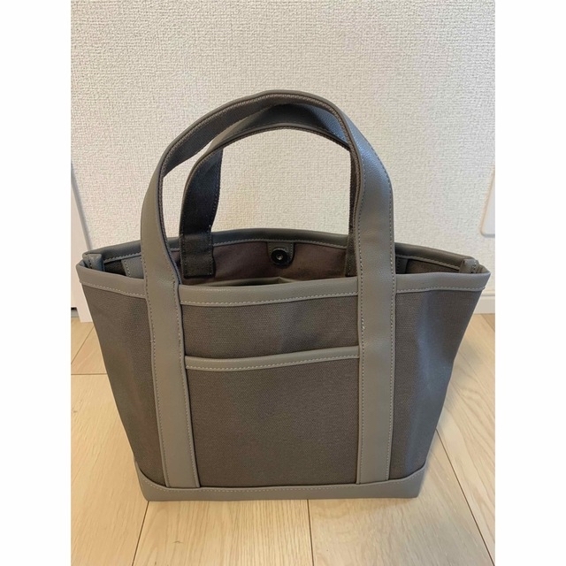 【未使用】里田まい　毎日使うトートバッグ レディースのバッグ(トートバッグ)の商品写真