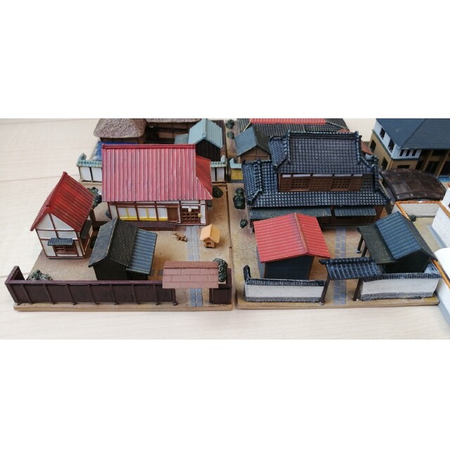 【1/150】ジオコレ 農家と近代的な家セット エンタメ/ホビーのおもちゃ/ぬいぐるみ(鉄道模型)の商品写真
