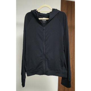 ユニクロ(UNIQLO)の❥極美品❥ユニクロ❥エアリズムパーカー❥黒❥Lサイズ(パーカー)