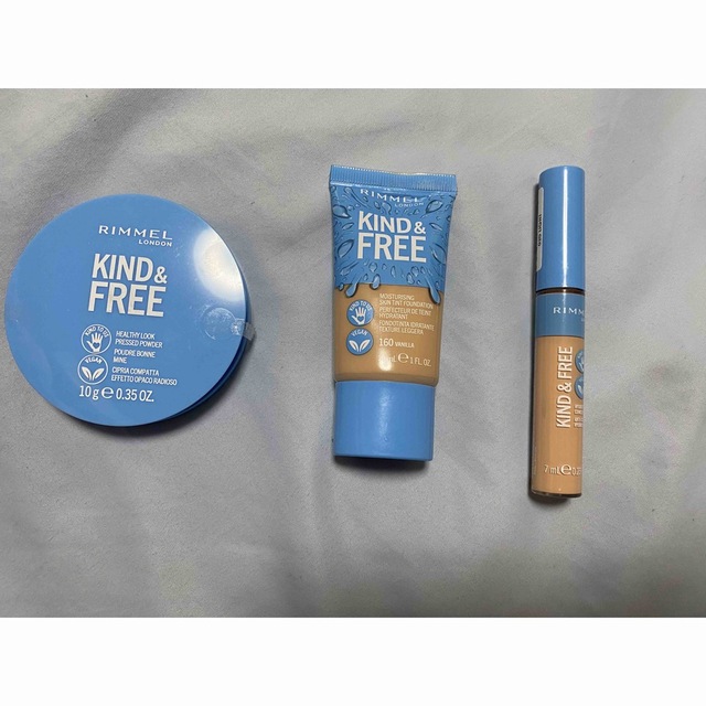 RIMMEL(リンメル)のRimmel KIND＆FREEコスメ3点セット コスメ/美容のキット/セット(コフレ/メイクアップセット)の商品写真