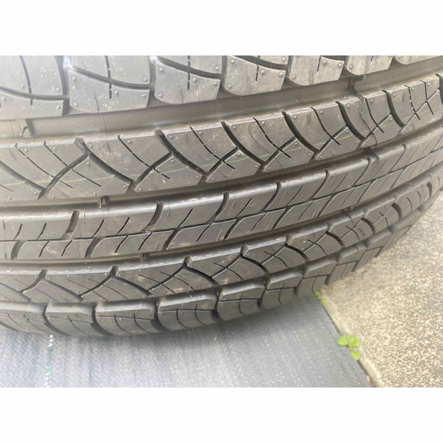 (送料無料)新品輸入サマータイヤ         235/30R22 4本セット