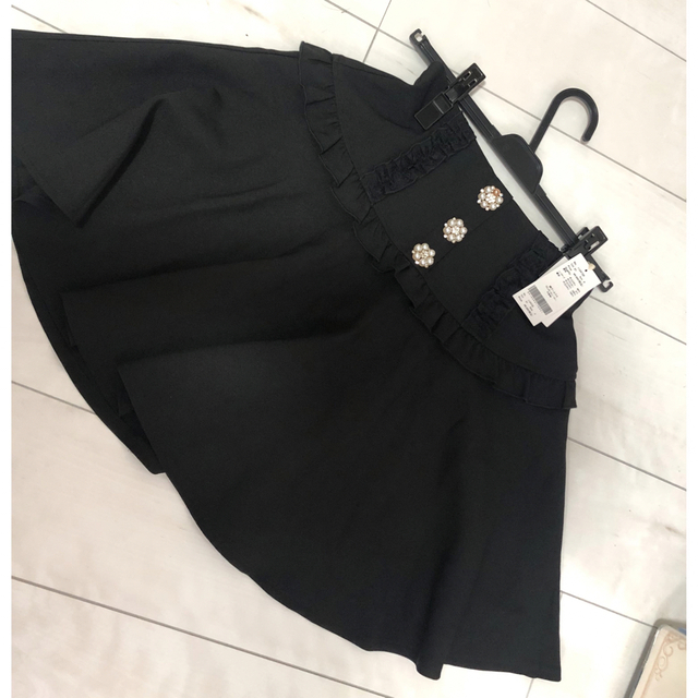 ROJITA(ロジータ)のロジータ　ビジュー付きスカート レディースのスカート(ミニスカート)の商品写真