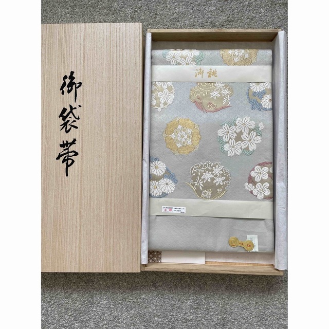 西陣 - ティアラ0214様専用 破格 新品未使用 西陣織り袋帯 薄鼠色 花輪
