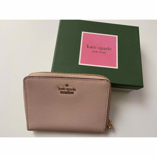 kate spade new york(ケイトスペードニューヨーク)のKate spade  ケイトスペード  パスケース　定期入れ レディースのファッション小物(名刺入れ/定期入れ)の商品写真