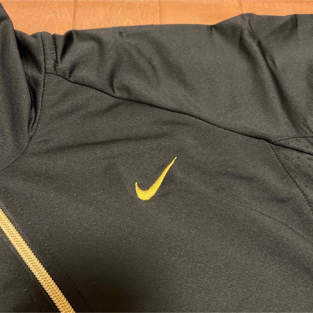 NIKE(ナイキ)のNIKE ナイキ レディース ライトニットジャケット ランニング スポーツ/アウトドアのランニング(ウェア)の商品写真