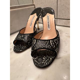 マノロブラニク(MANOLO BLAHNIK)のmanolo blahnik サンダル ミュール(ミュール)