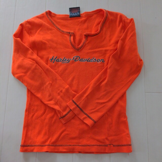 Harley Davidson(ハーレーダビッドソン)のHARLEY-DAVIDSON 長袖Tシャツ　オレンジ キッズ/ベビー/マタニティのキッズ服男の子用(90cm~)(Tシャツ/カットソー)の商品写真