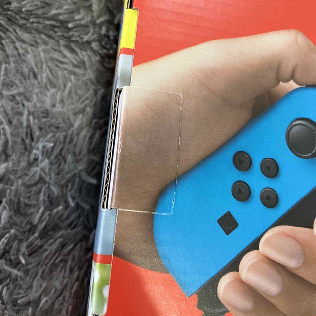 新品Nintendo Switch本体 ネオンブルーレッド 新パッケージ 小型 新品Nintendo Switch本体 ネオンブルーレッド 新パッケージ 小型