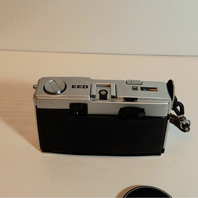 OLYMPUS PEN EED フィルム カメラ メタルキャップ付き