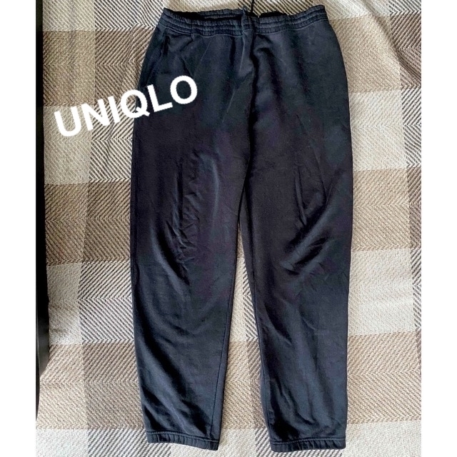 UNIQLO(ユニクロ)のUNIQLOユニクロメンズスウェットパンツXLブラック黒ジーユーGU無印良品 メンズのパンツ(ワークパンツ/カーゴパンツ)の商品写真