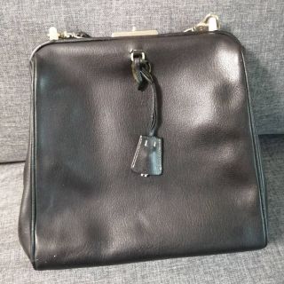 プラダ(PRADA)のPRADA　プラダ　がま口バッグ　ショルダーバッグ　アンティーク(ショルダーバッグ)