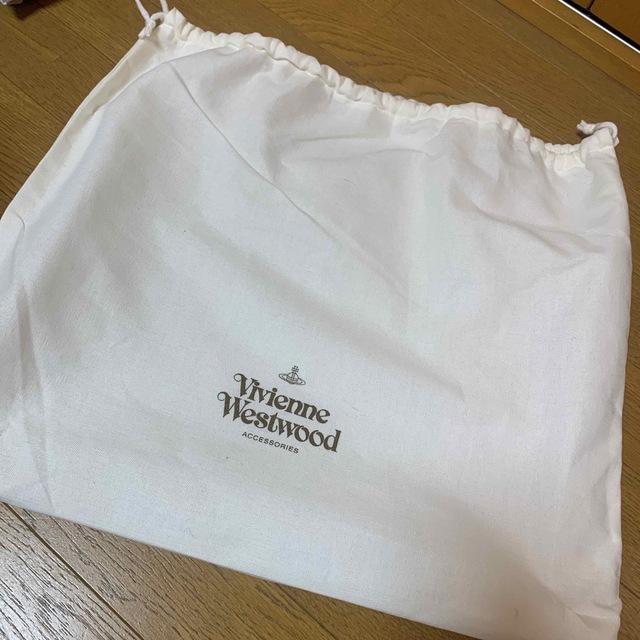 Vivienne Westwood(ヴィヴィアンウエストウッド)の美品　ビビアンウエストウッド　プレーン2 トートバッグ レディースのバッグ(トートバッグ)の商品写真