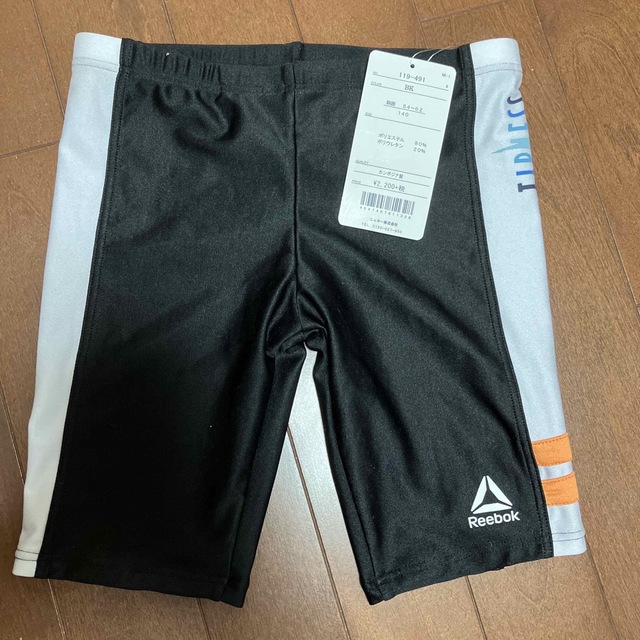 Reebok(リーボック)のティップネス　水着　140 キッズ/ベビー/マタニティのキッズ服男の子用(90cm~)(水着)の商品写真